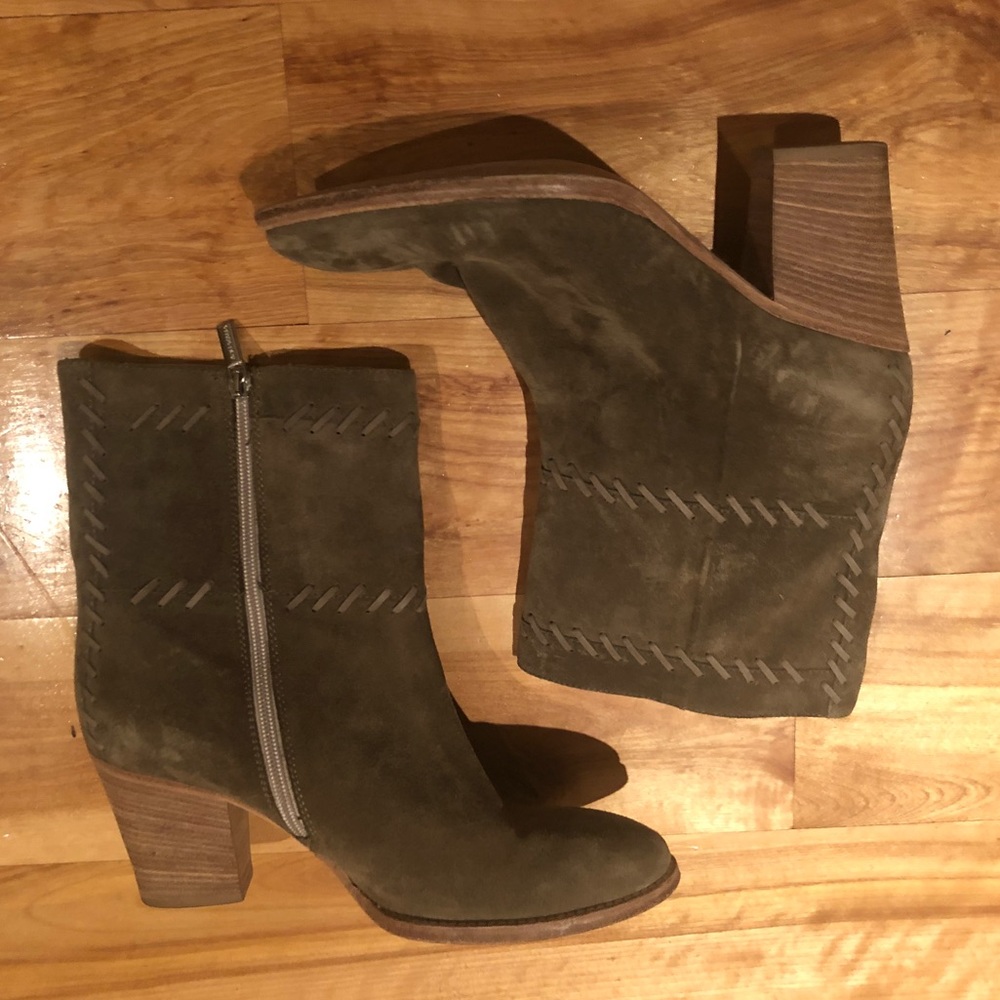 Aquatalia shoe photos